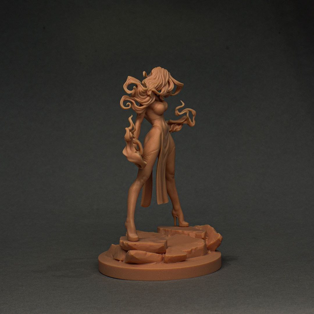 Sculpture de la Sorcière rouge (75 mm à 500 mm) - Non assemblé/Non peint/Impression 3D