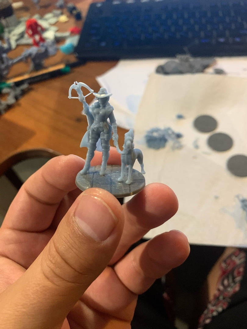 Vampire Hunter - Dana - Dungeons and Dragons - by Great Grimiore- Tabletop RPG Miniature - Roleplaying 3D Printed Fantasy Mini