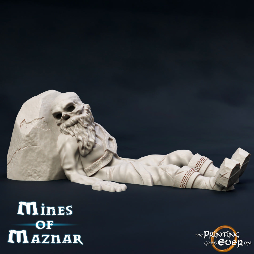 Dead Dwarves - Dungeons and Dragons - Lord of the Rings - by The Print goes Ever On - Tabletop RPG Miniature - Roleplaying 3D Printed Fantasy Mini