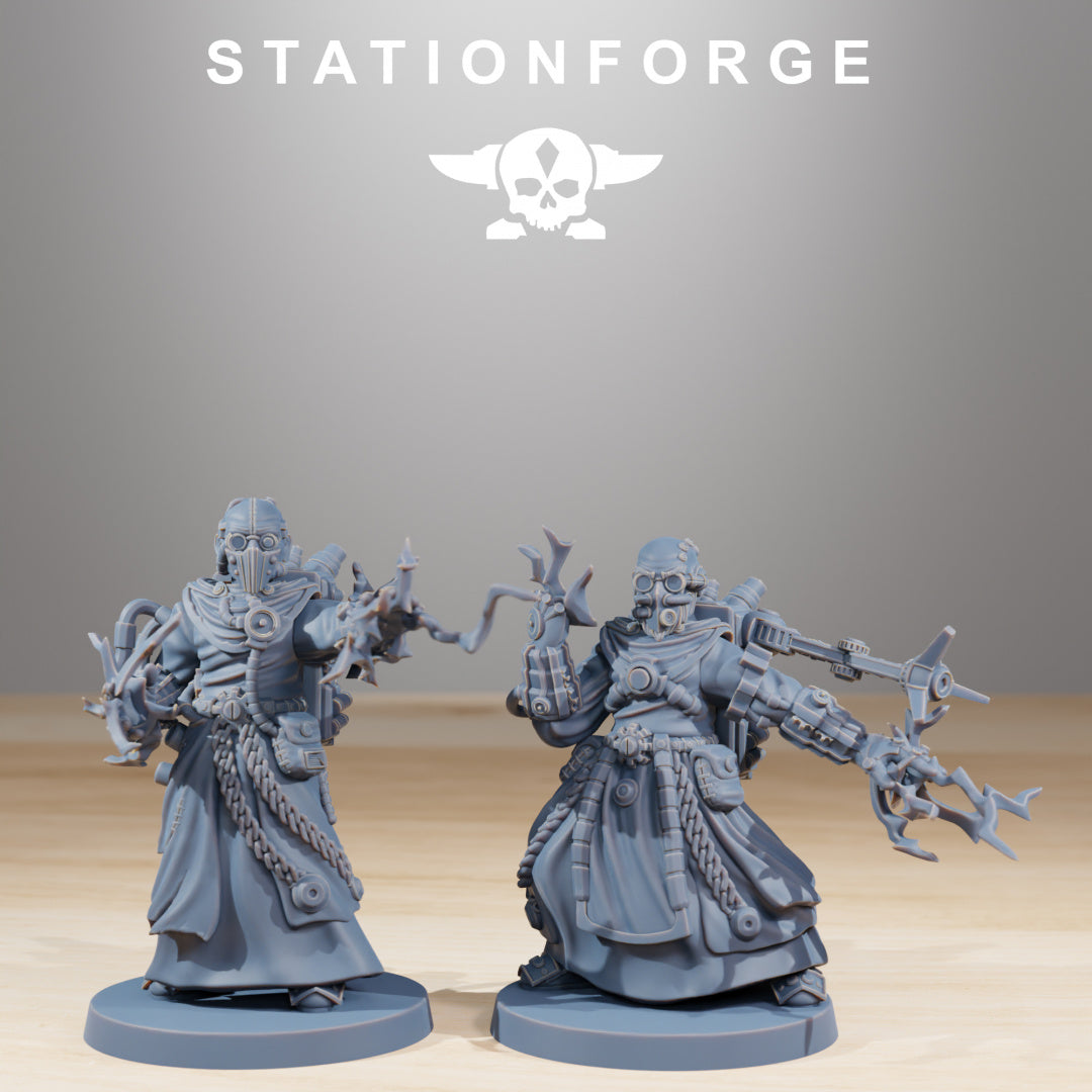 Forager Preachers - Compatible with Warhammer 40K - by Station Forge - Tabletop RPG Miniature - Roleplaying 3D Printed Fantasy Mini