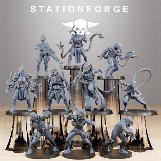 GrimCorp Bounty Hunters - Compatible with Warhammer 40K - by Station Forge - Tabletop RPG Miniature - Roleplaying 3D Printed Fantasy Mini