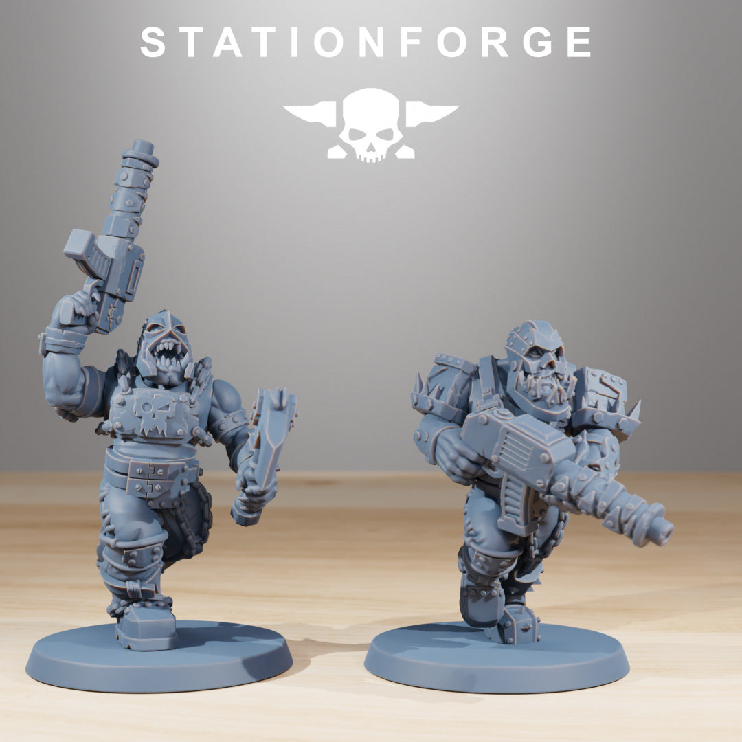 Orkaz Berserkers - Compatible with Warhammer 40K - by Station Forge - Tabletop RPG Miniature - Roleplaying 3D Printed Fantasy Mini