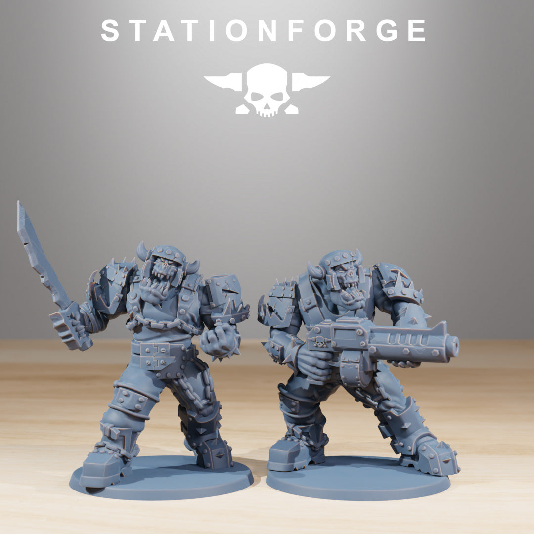 Orkaz Berserkers - Compatible with Warhammer 40K - by Station Forge - Tabletop RPG Miniature - Roleplaying 3D Printed Fantasy Mini