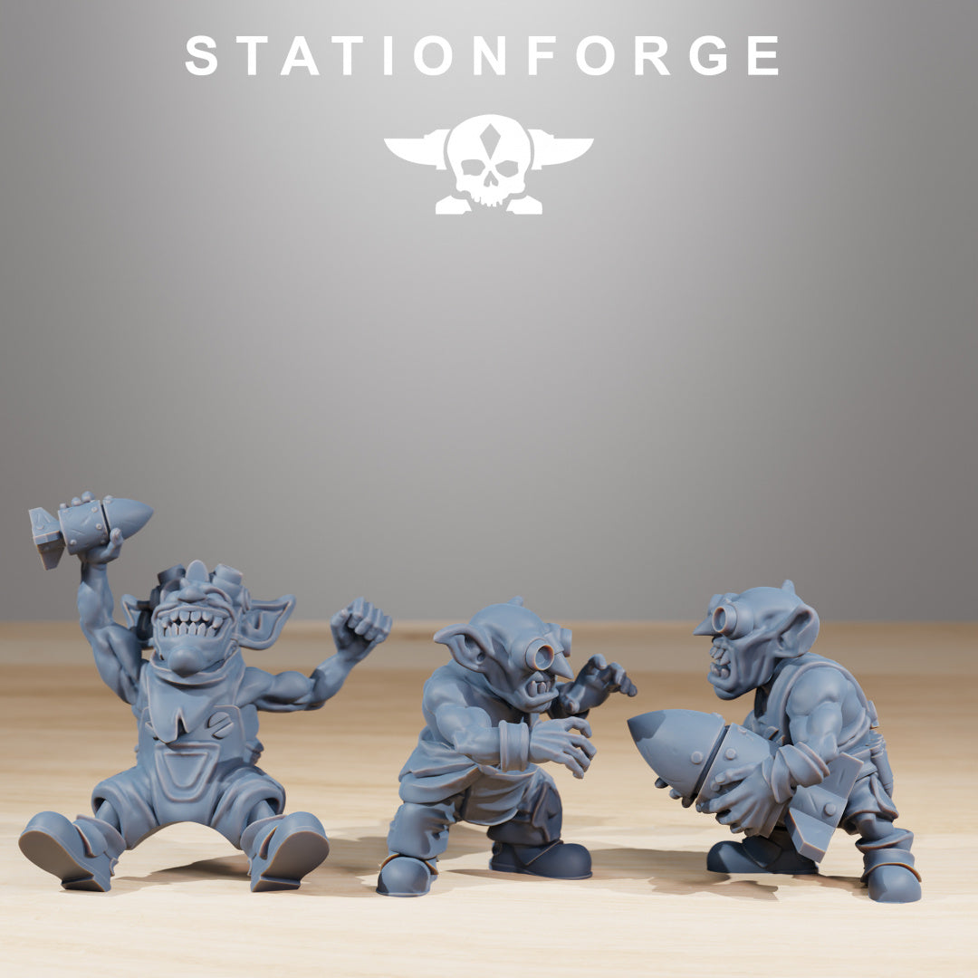 Orkaz Run Rolla - Compatible with Warhammer 40K - by Station Forge - Tabletop RPG Miniature - Roleplaying 3D Printed Fantasy Mini