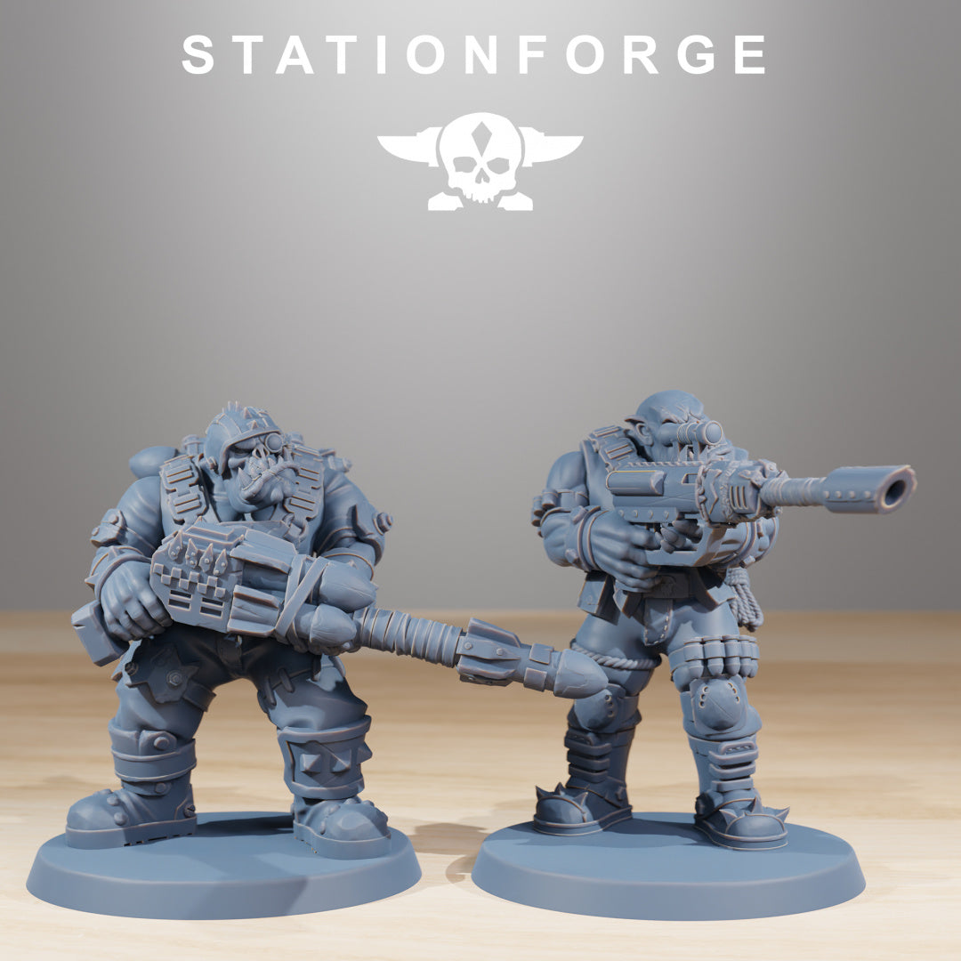 Orkaz Skillers - Compatible with Warhammer 40K - by Station Forge - Tabletop RPG Miniature - Roleplaying 3D Printed Fantasy Mini