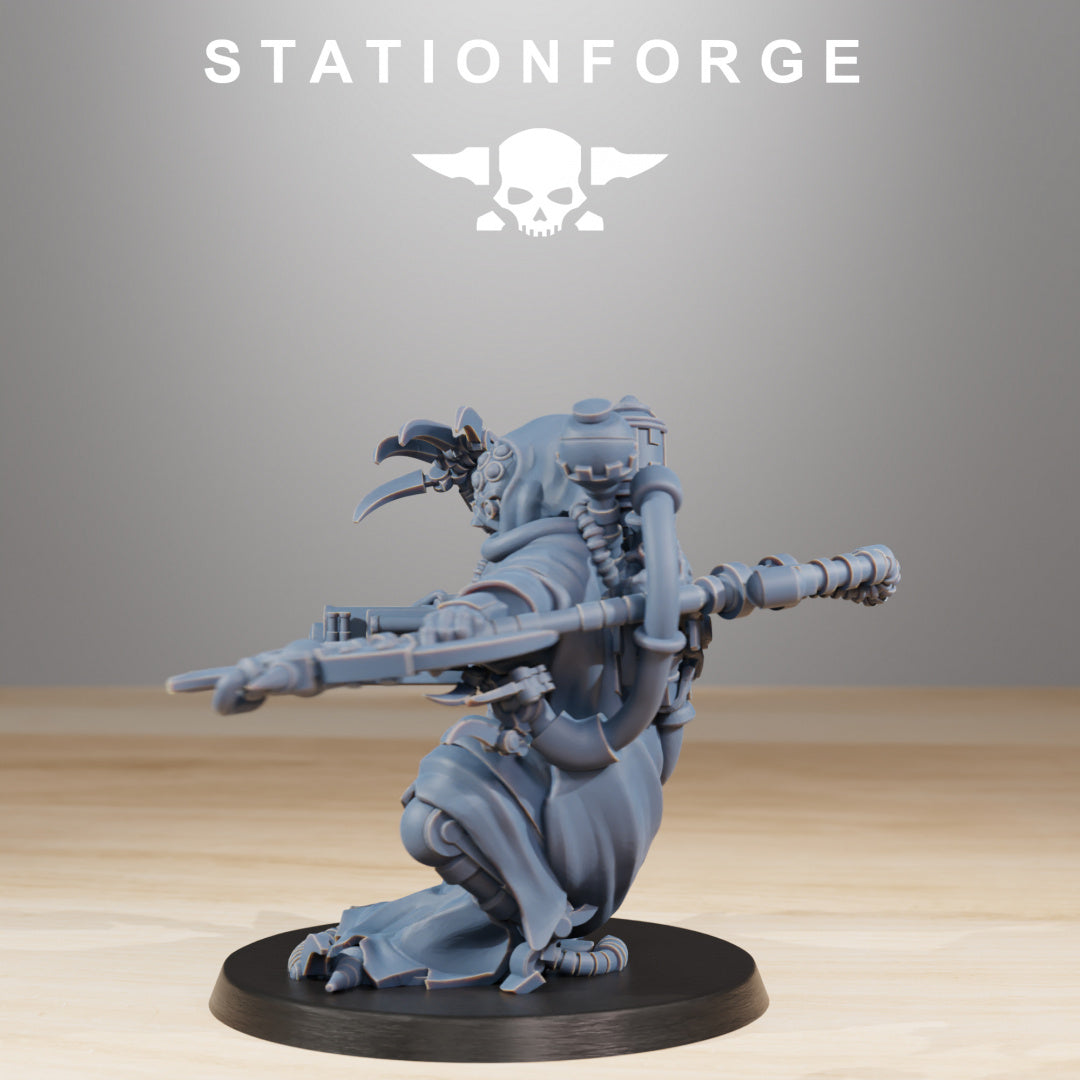 Scavenger The Seer - Compatible with Warhammer 40k - by Station Forge - Tabletop RPG Miniature - Roleplaying 3D Printed Fantasy Mini