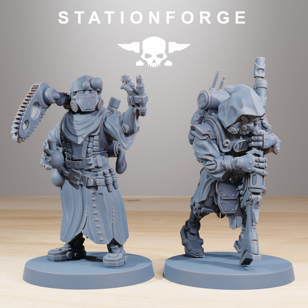 Scavenger Wounded - Compatible with Warhammer 40K - by Station Forge - Tabletop RPG Miniature - Roleplaying 3D Printed Fantasy Mini