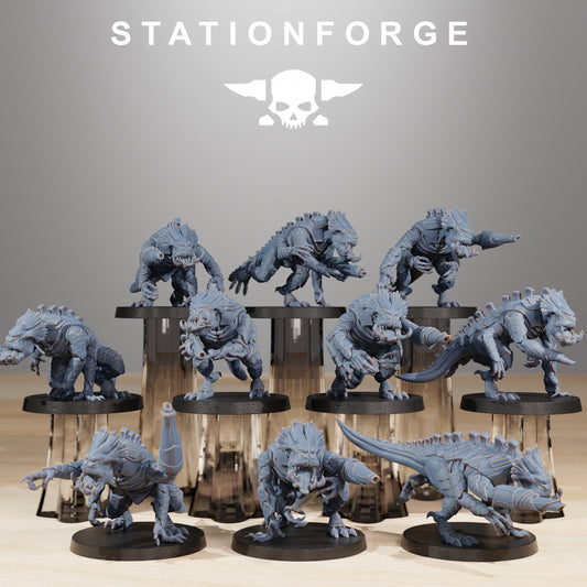 Xenarid Infantry - Compatible with Warhammer 40K - by Station Forge - Tabletop RPG Miniature - Roleplaying 3D Printed Fantasy Mini