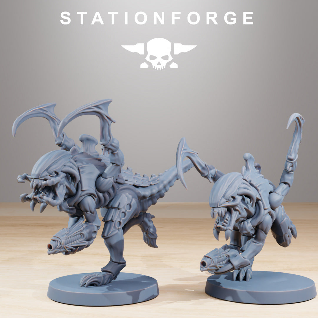 Xenarid Infantry 2.0 - Compatible with Warhammer 40k - Tyranid Proxy - by Station Forge - Tabletop RPG Miniature - Roleplaying 3D Printed Fantasy Mini