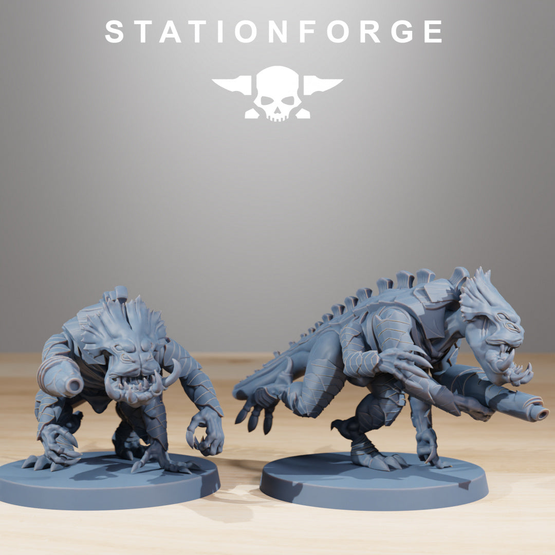 Xenarid Infantry - Compatible with Warhammer 40K - by Station Forge - Tabletop RPG Miniature - Roleplaying 3D Printed Fantasy Mini