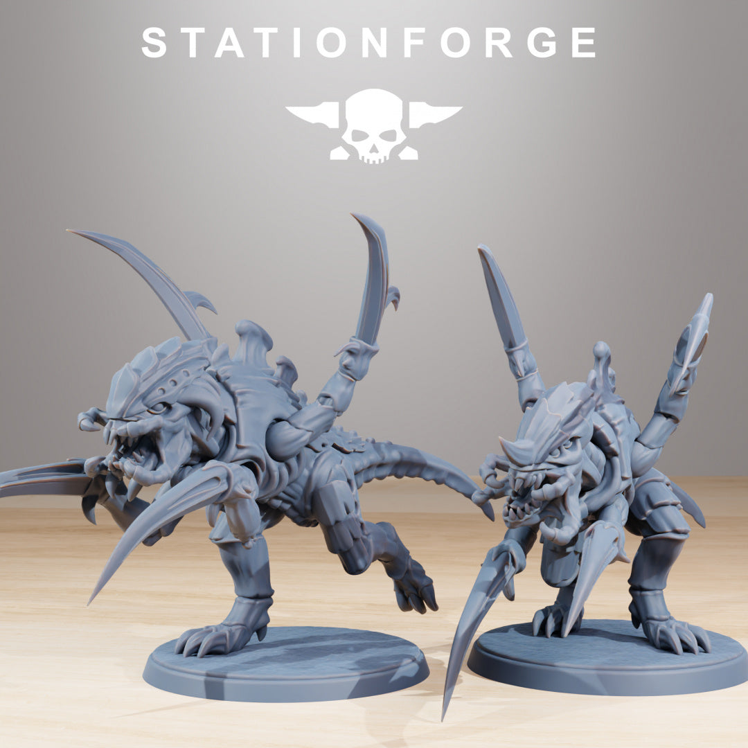 Xenarid Infantry Melee Unit - Compatible with Warhammer 40K - by Station Forge - Tabletop RPG Miniature - Roleplaying 3D Printed Fantasy Mini