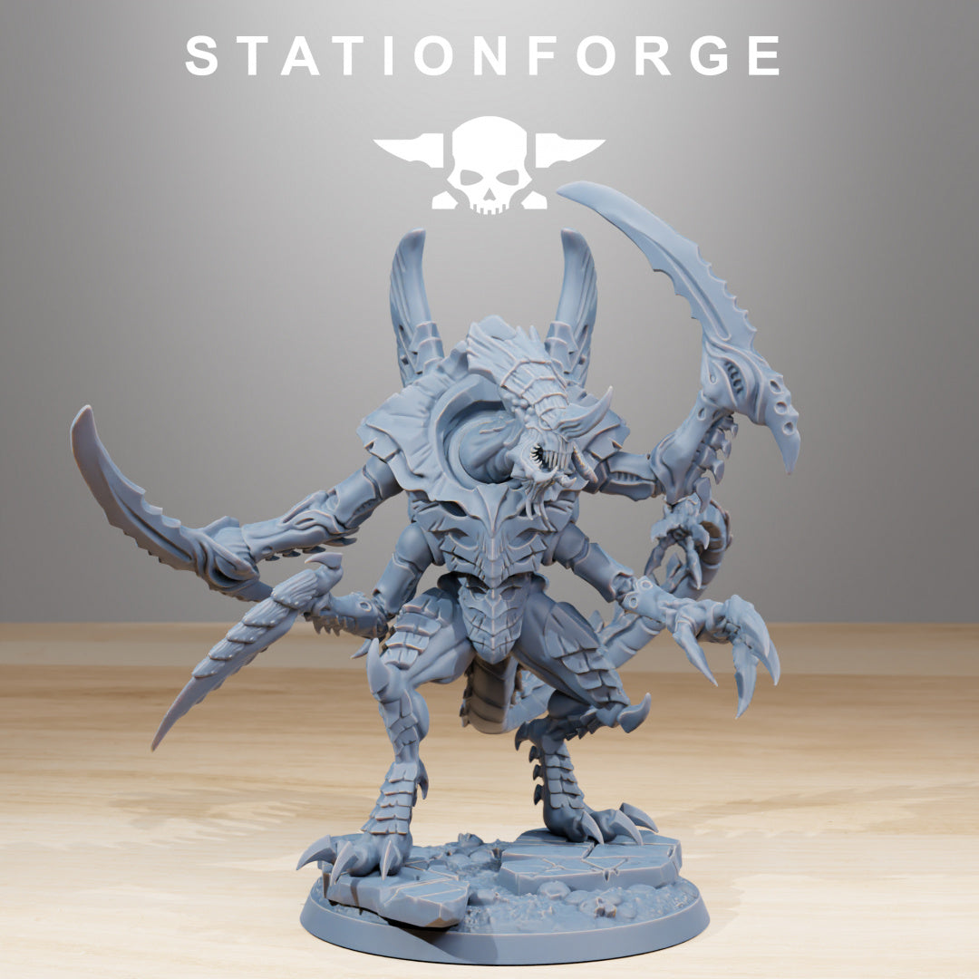 Xenarid Nyxar - Compatible with Warhammer 40K - by Station Forge - Tabletop RPG Miniature - Roleplaying 3D Printed Fantasy Mini