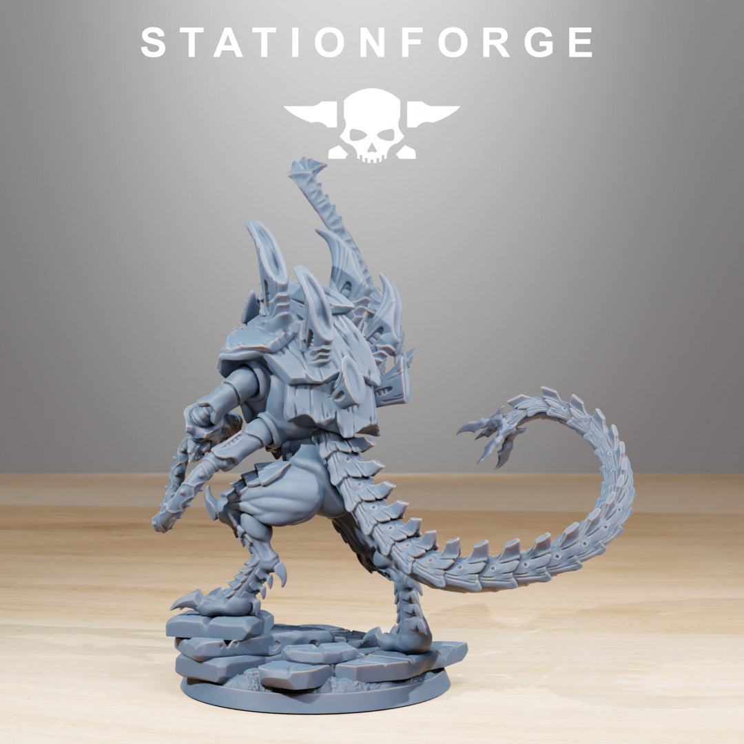 Xenarid Nyxar - Compatible with Warhammer 40K - by Station Forge - Tabletop RPG Miniature - Roleplaying 3D Printed Fantasy Mini