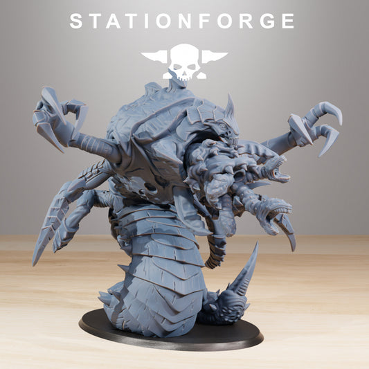 Xenarid Sentinel - Compatible with Warhammer 40K - by Station Forge - Tabletop RPG Miniature - Roleplaying 3D Printed Fantasy Mini