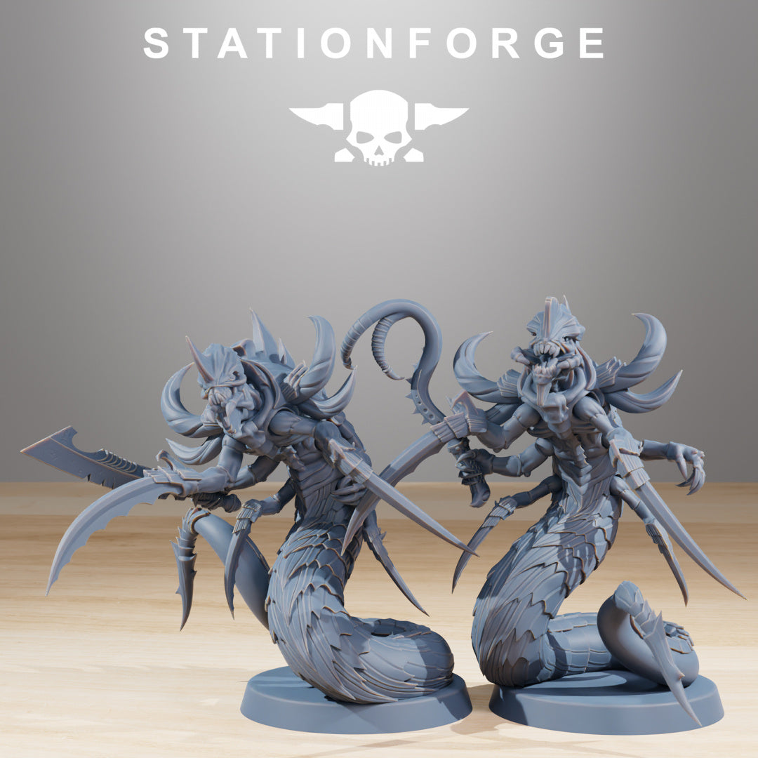 Xenarid Serpents - Compatible with Warhammer 40K - by Station Forge - Tabletop RPG Miniature - Roleplaying 3D Printed Fantasy Mini