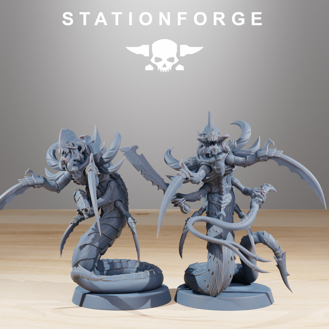 Xenarid Serpents - Compatible with Warhammer 40K - by Station Forge - Tabletop RPG Miniature - Roleplaying 3D Printed Fantasy Mini