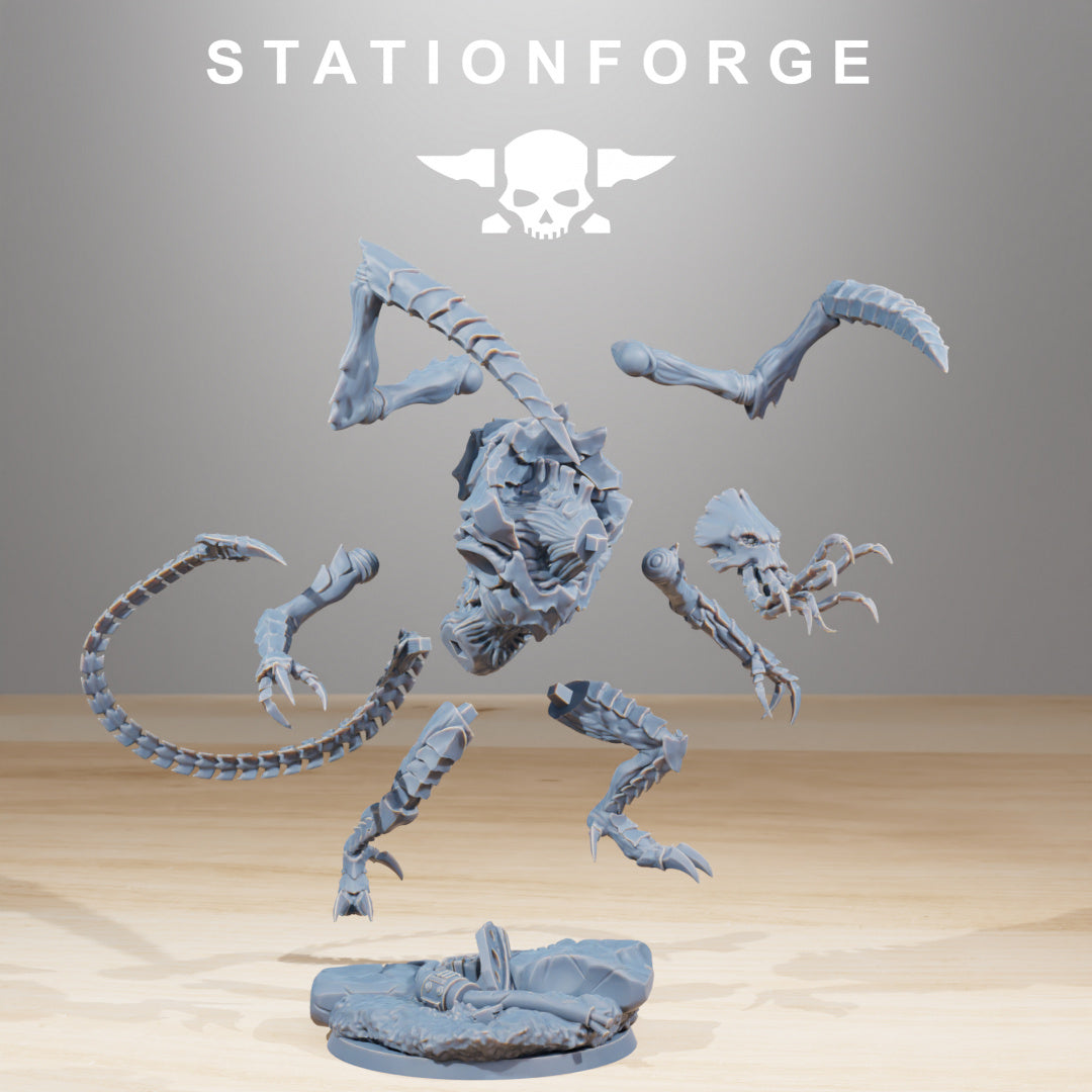 Xenarid Soul Eater - Tyranid Proxy - Compatible with Warhammer 40K - by Station Forge - Tabletop RPG Miniature - Roleplaying 3D Printed Fantasy Mini